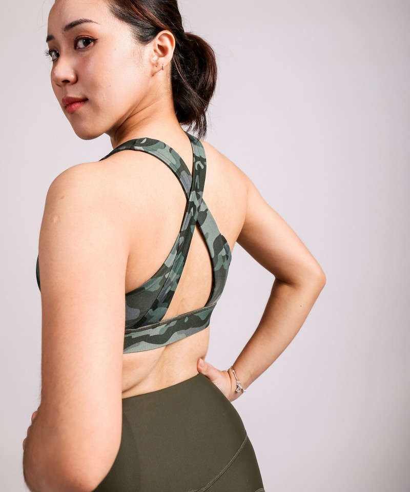 重點在背肌 - 運動內衣・軍綠色迷彩 重點在背肌 - 運動內衣・軍綠色迷彩